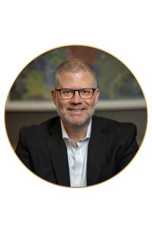 Image of David Barrett